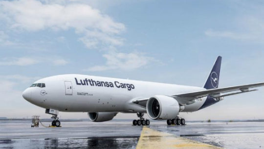 Lufthansa Cargo сокращает расписание из-за падения спроса на грузовые авиаперевозки