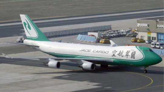 Два самолета Boeing 747 продали на Alibaba