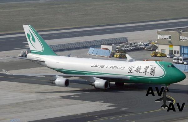 Два самолета Boeing 747 продали на Alibaba
